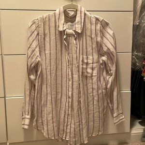 rails linen button down